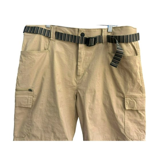 Orvis Men's Beige Cargo Shorts Size 36 Ermine Belted Multi Pocket Hiking Outdoor - Picture 3 of 5